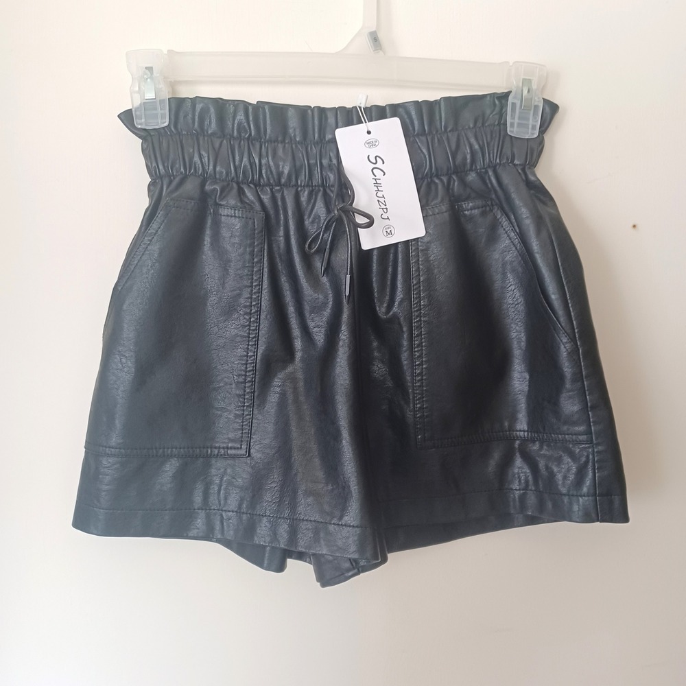 SCHHJZPJ Faux Leather Shorts Women Medium Black Paperbag Waist Drawstring NWT